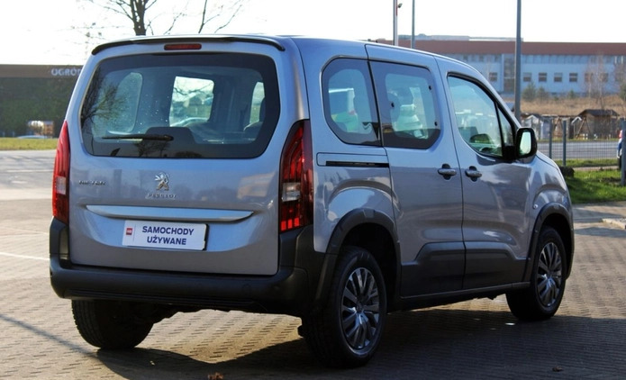 Peugeot Rifter cena 104900 przebieg: 32565, rok produkcji 2022 z Zbąszyń małe 407